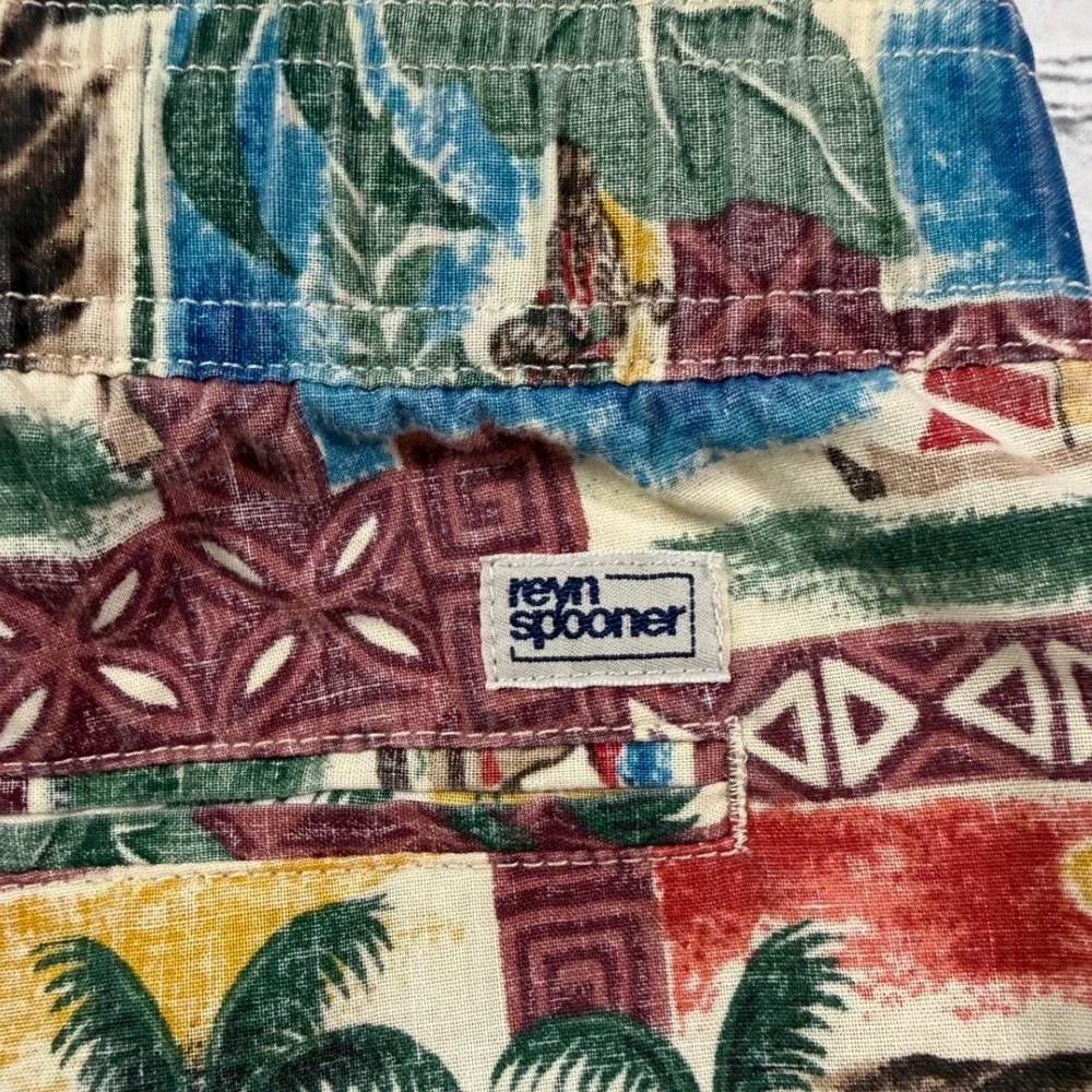 Reyn Spooner Shorts XL Mele Kalikimaka Christmas Santa Hawaiian Tropical Resort